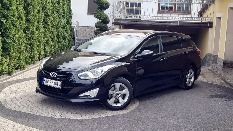 HYUNDAI i40 -