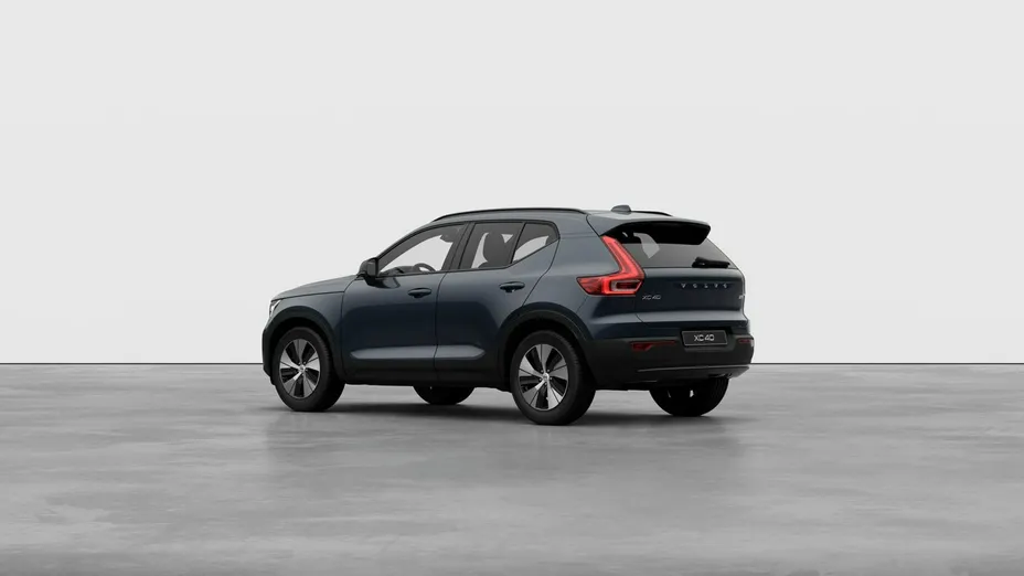 VOLVO XC40 -