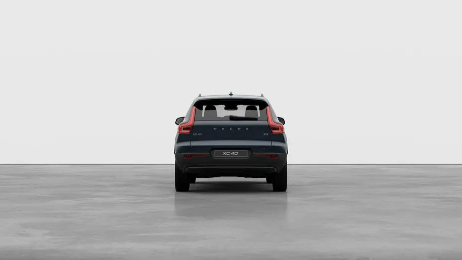 VOLVO XC40 -