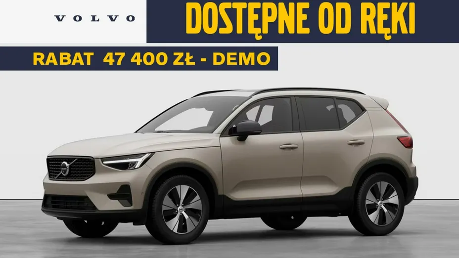 VOLVO XC40 -