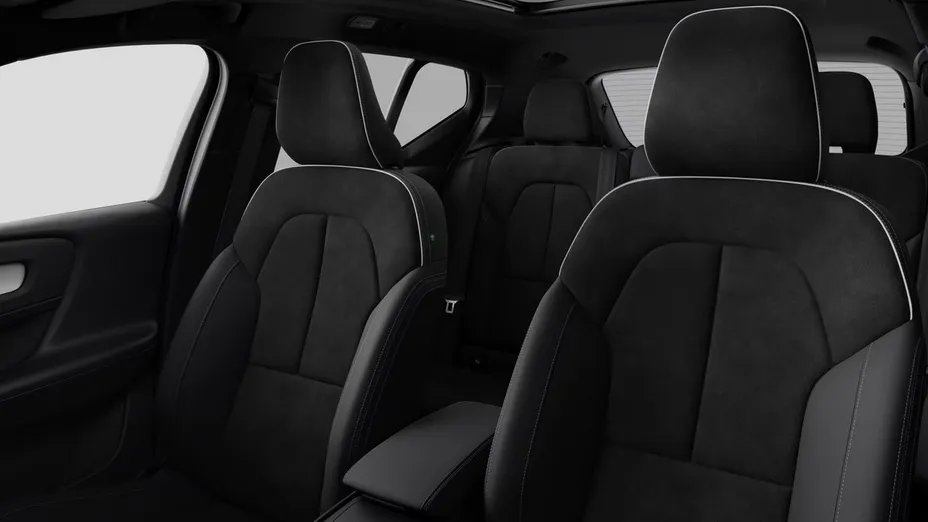 VOLVO XC40 -
