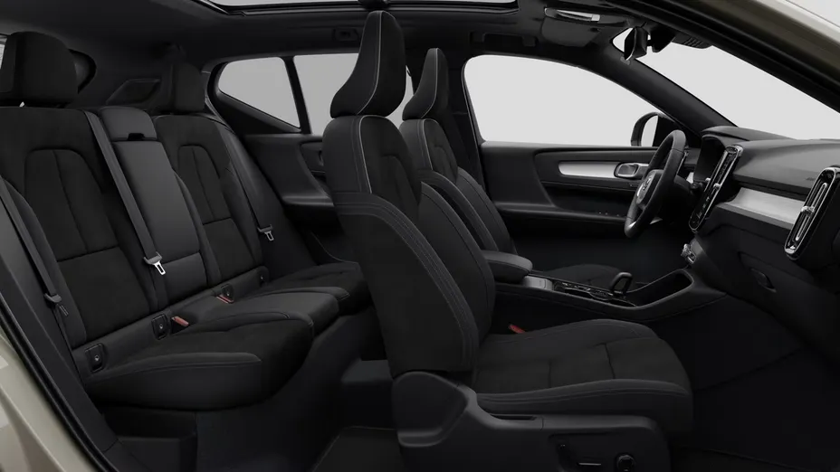 VOLVO XC40 -