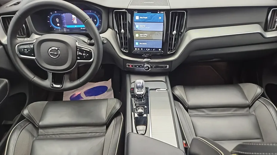 VOLVO XC60 -