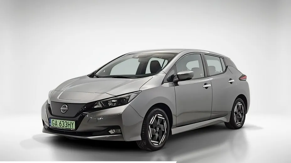 NISSAN Leaf -