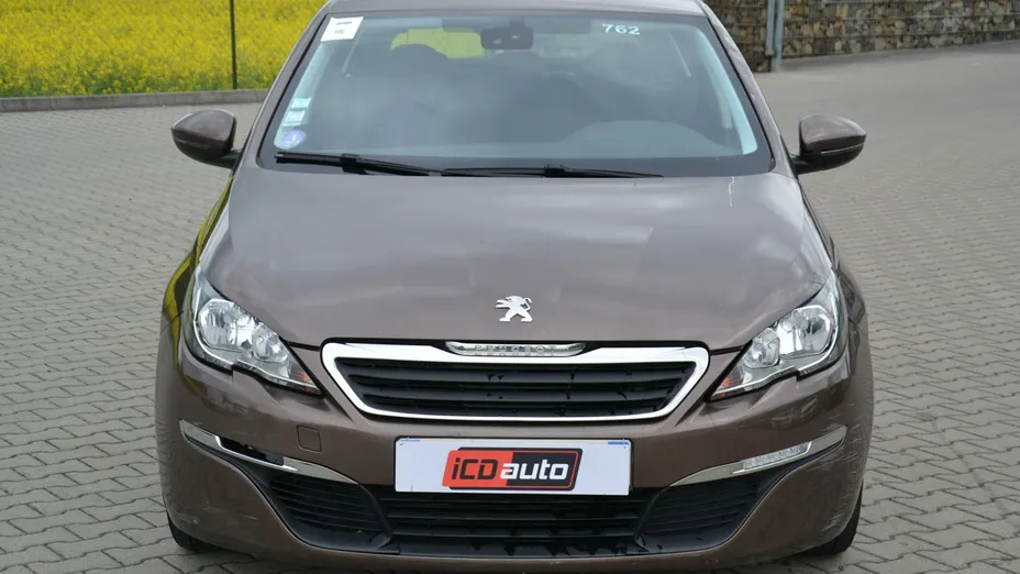 PEUGEOT 308 -