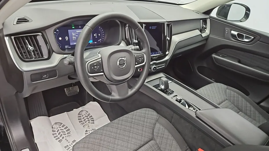 VOLVO XC60 -