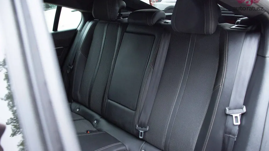 PEUGEOT 508 -