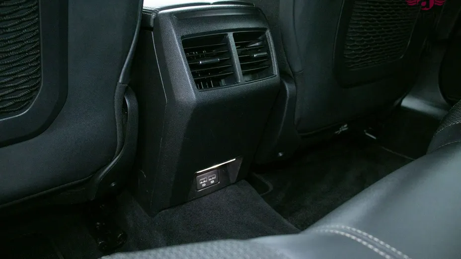 PEUGEOT 508 -