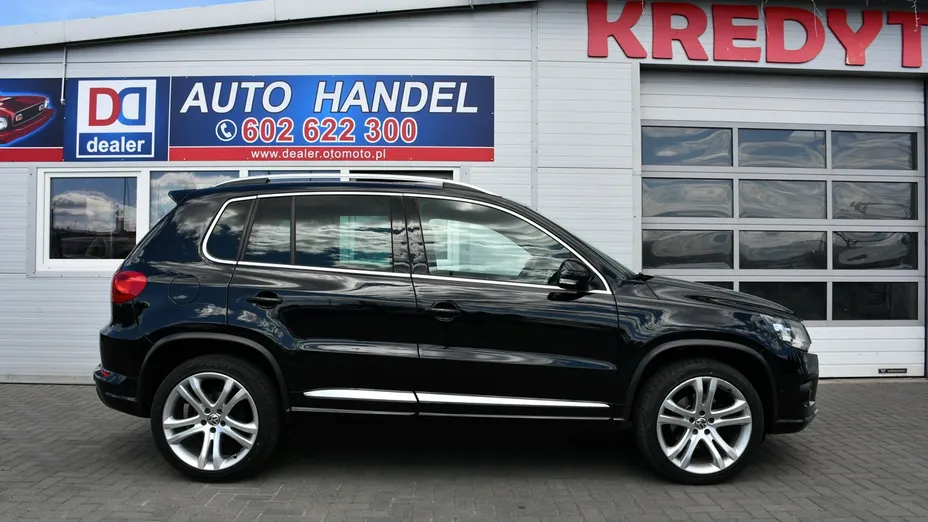 VOLKSWAGEN Tiguan -