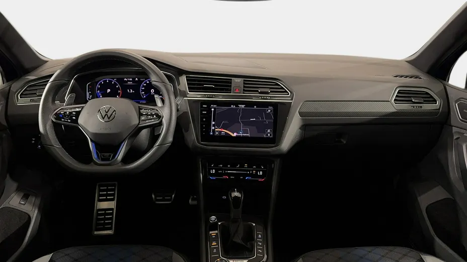 VOLKSWAGEN Tiguan -