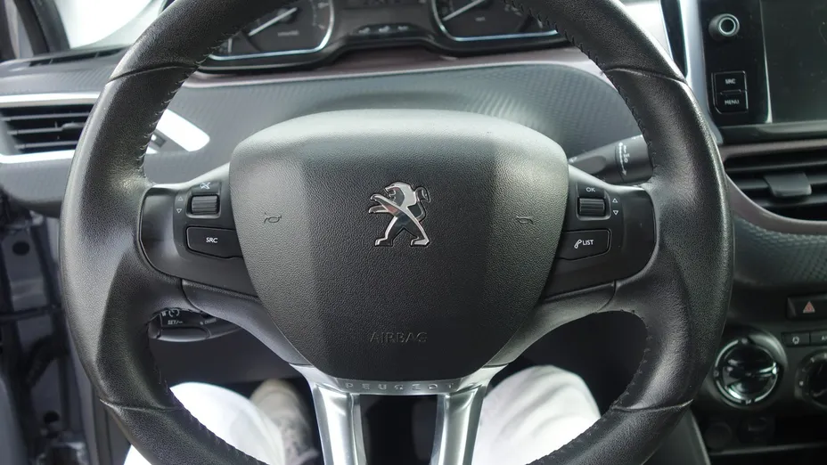 PEUGEOT 2008 -