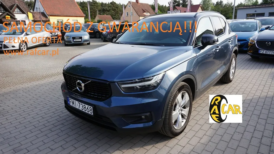 VOLVO XC40 -