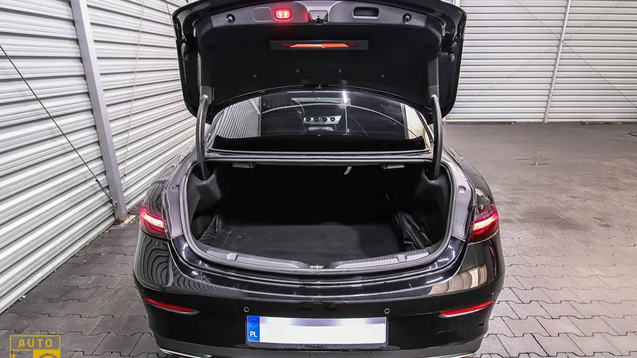 MERCEDES-BENZ E Klasa -