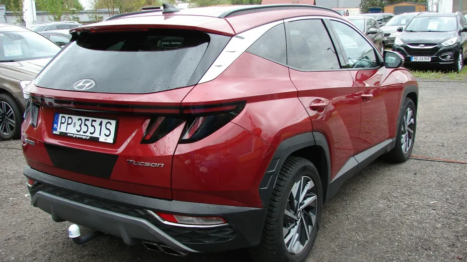 HYUNDAI Tucson -