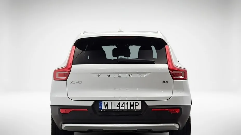 VOLVO XC40 -