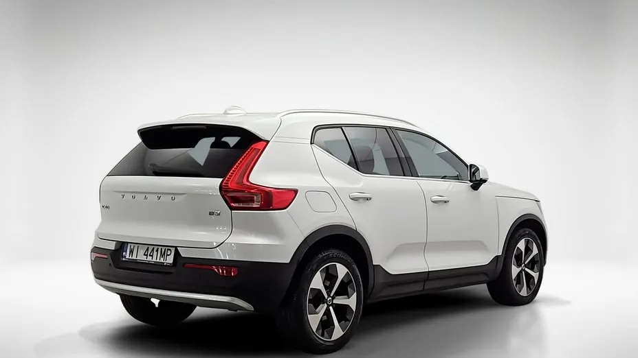 VOLVO XC40 -