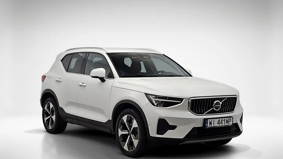 VOLVO XC40 -