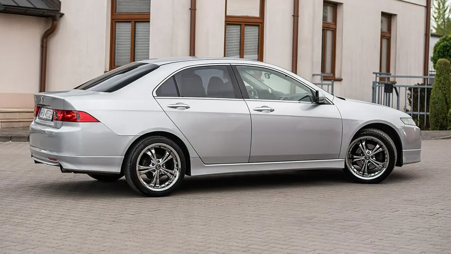 HONDA Accord -
