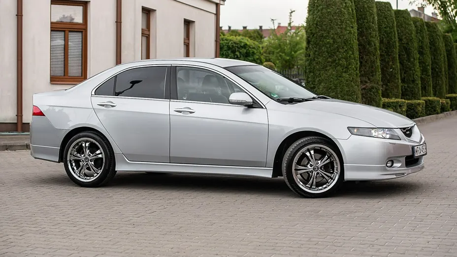 HONDA Accord -
