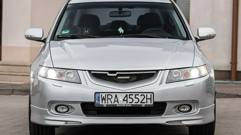 HONDA Accord -