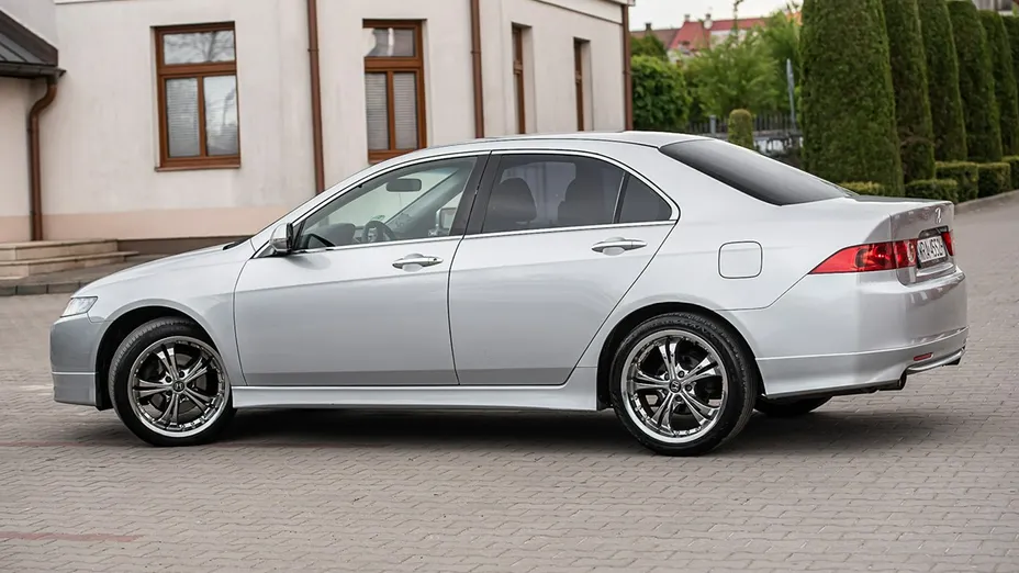 HONDA Accord -