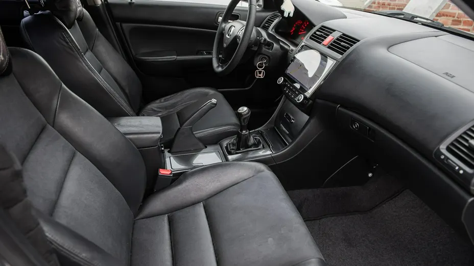 HONDA Accord -