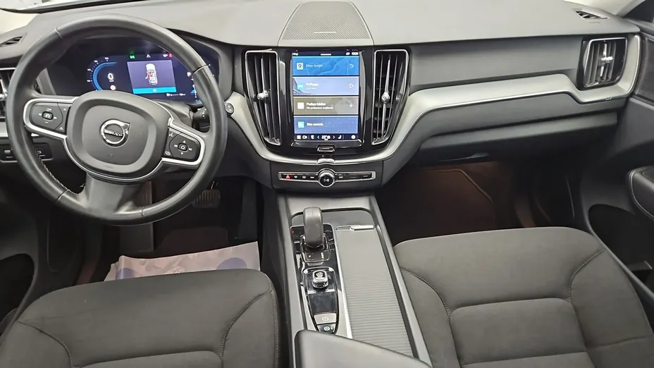VOLVO XC60 -