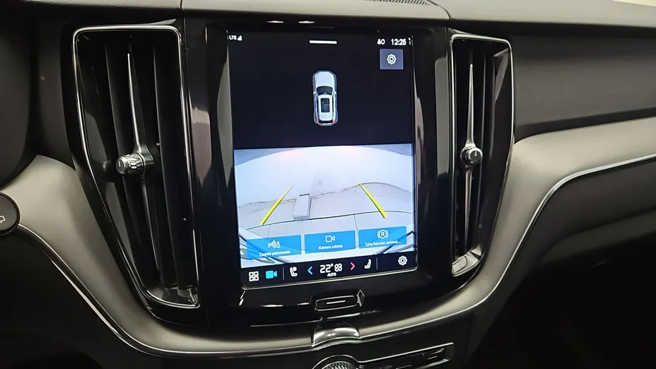 VOLVO XC60 -