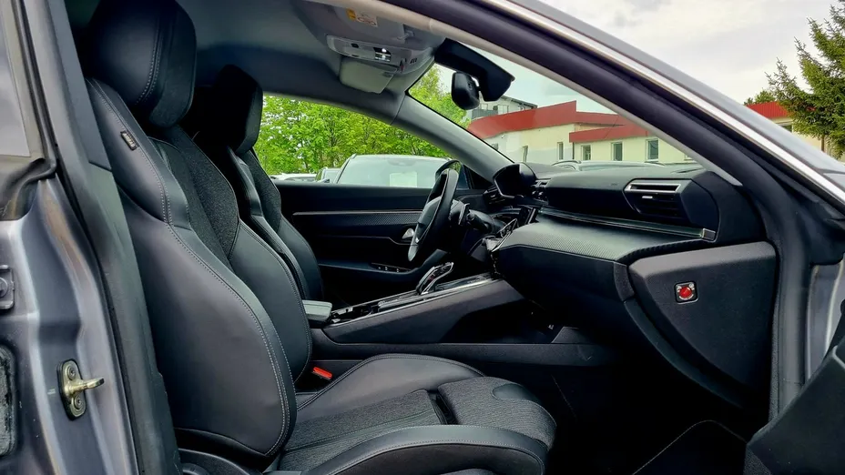 PEUGEOT 508 -