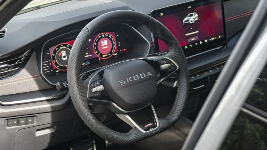 SKODA Octavia -