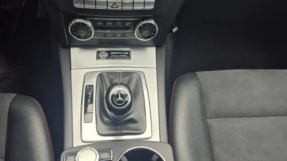 MERCEDES-BENZ C Klasa -