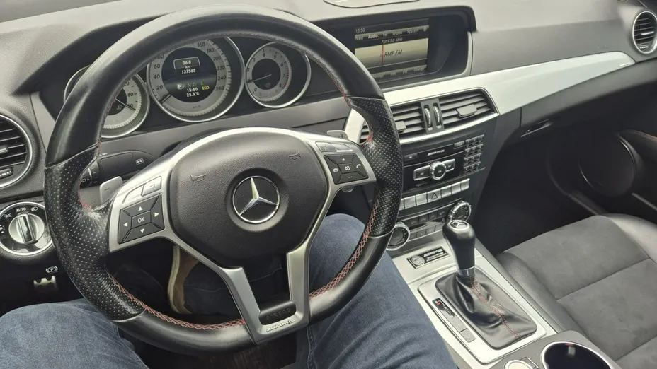 MERCEDES-BENZ C Klasa -