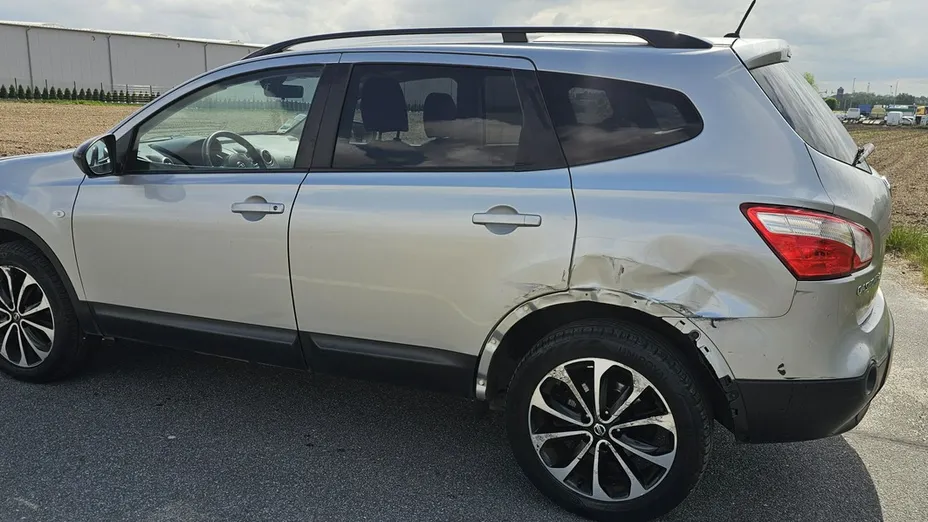NISSAN Qashqai+2 -