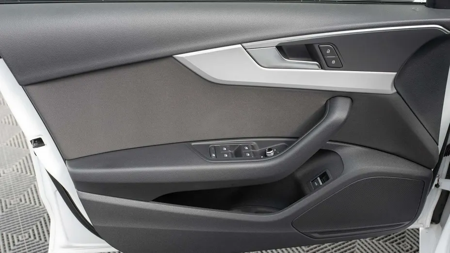 AUDI A4 Avant -