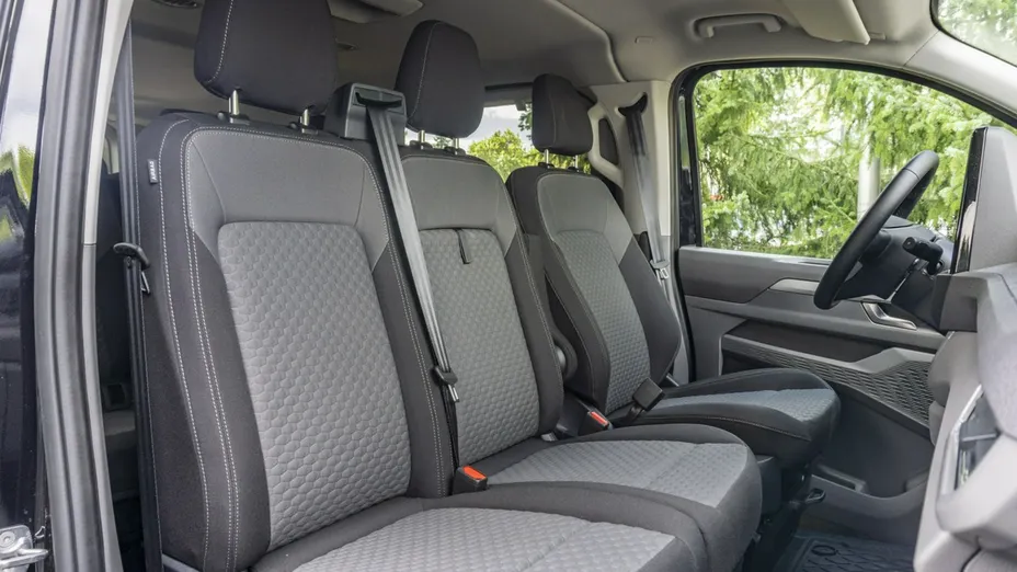 VOLKSWAGEN Caravelle -