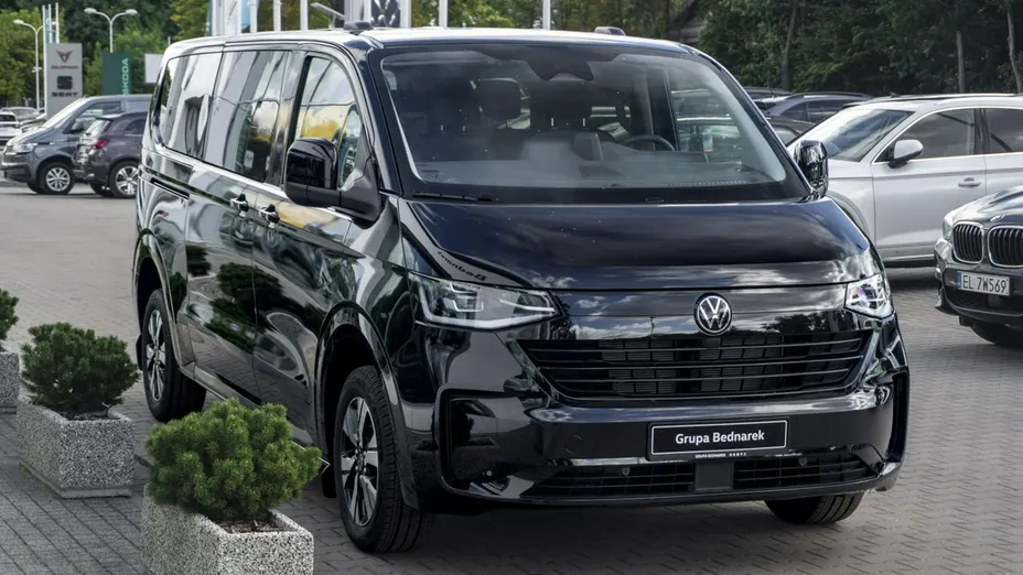 VOLKSWAGEN Caravelle -