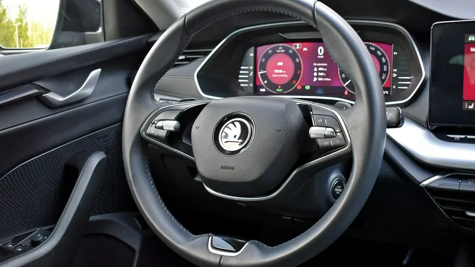 SKODA Octavia -