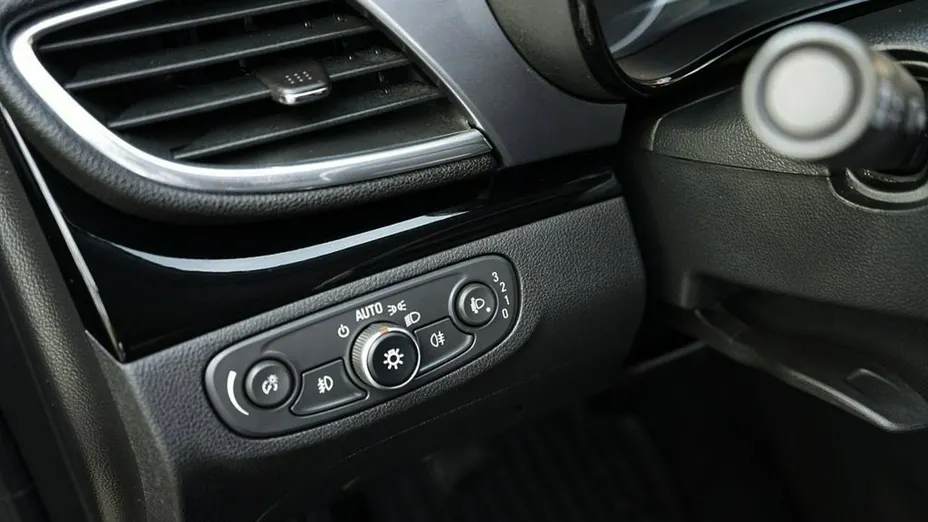 OPEL Mokka -