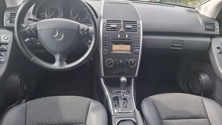 MERCEDES-BENZ E Klasa -