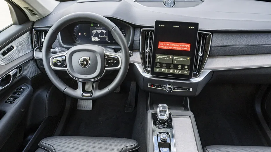 VOLVO XC90 -