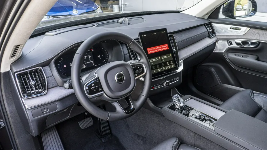 VOLVO XC90 -