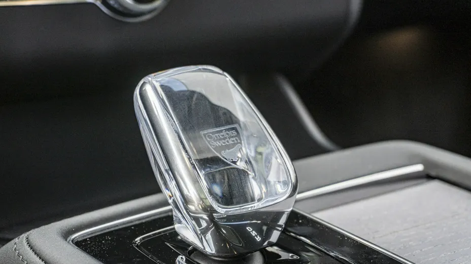 VOLVO XC90 -