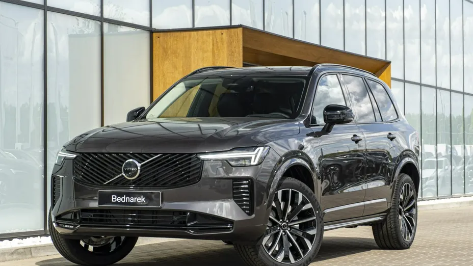VOLVO XC90 -