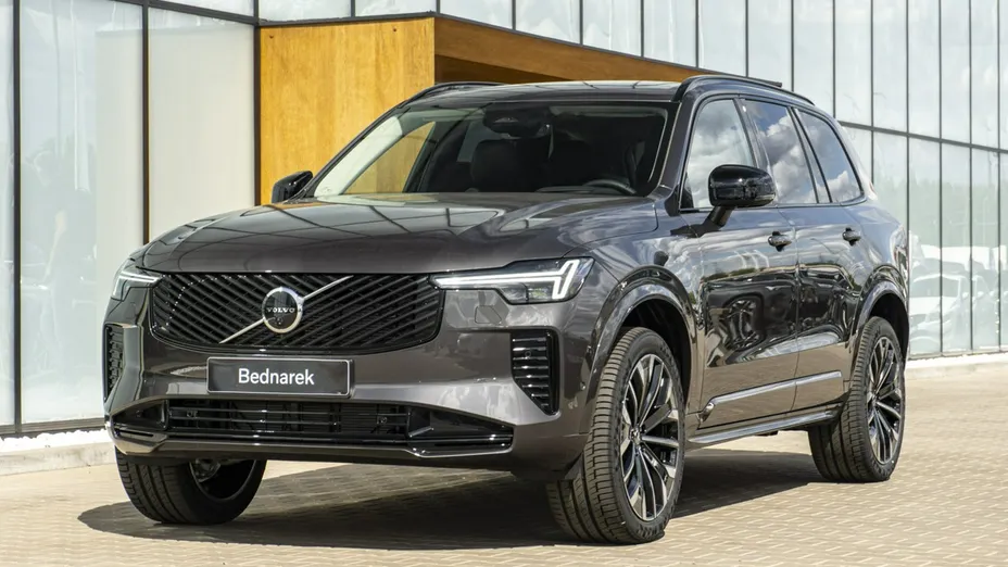 VOLVO XC90 -