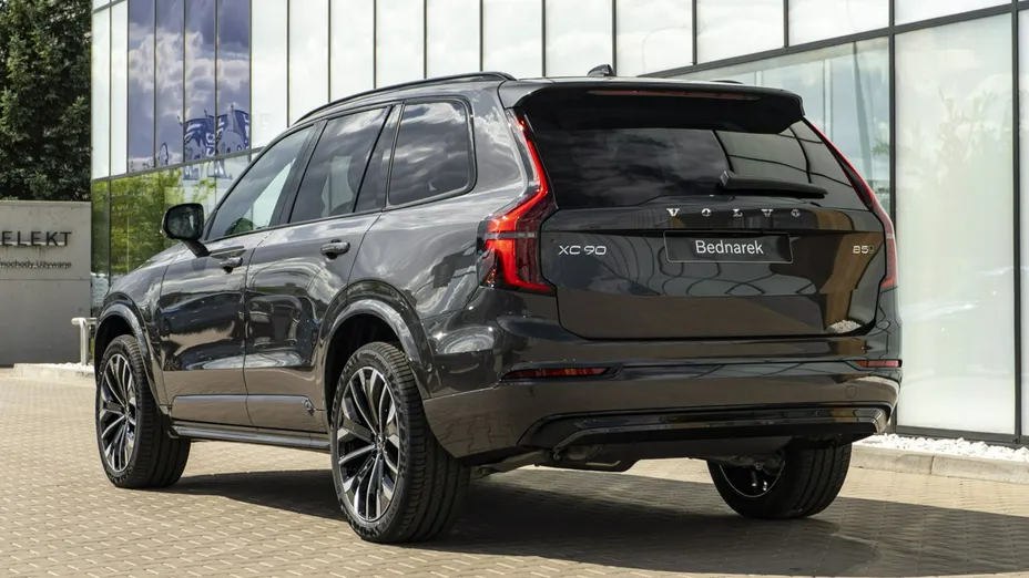 VOLVO XC90 -