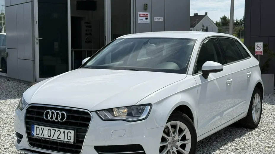 AUDI A3 Sportback -
