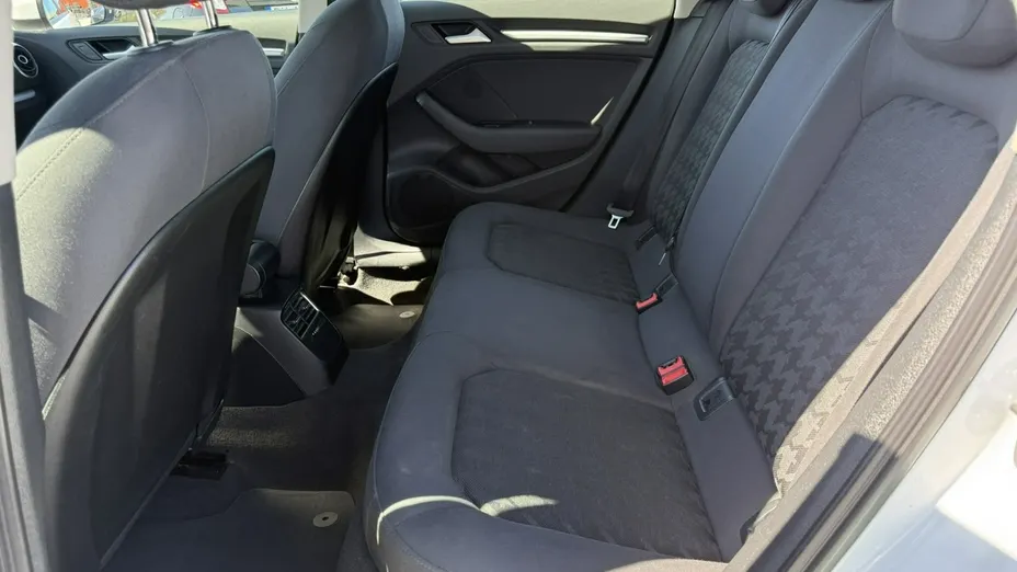 AUDI A3 Sportback -