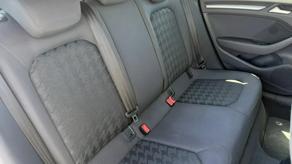 AUDI A3 Sportback -