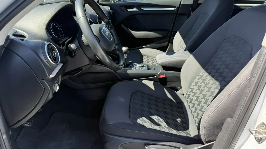 AUDI A3 Sportback -