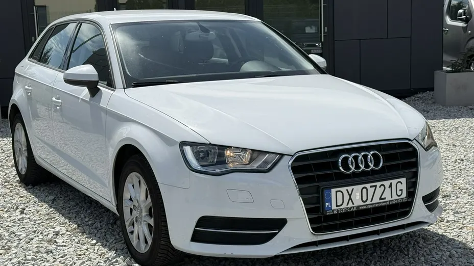 AUDI A3 Sportback -